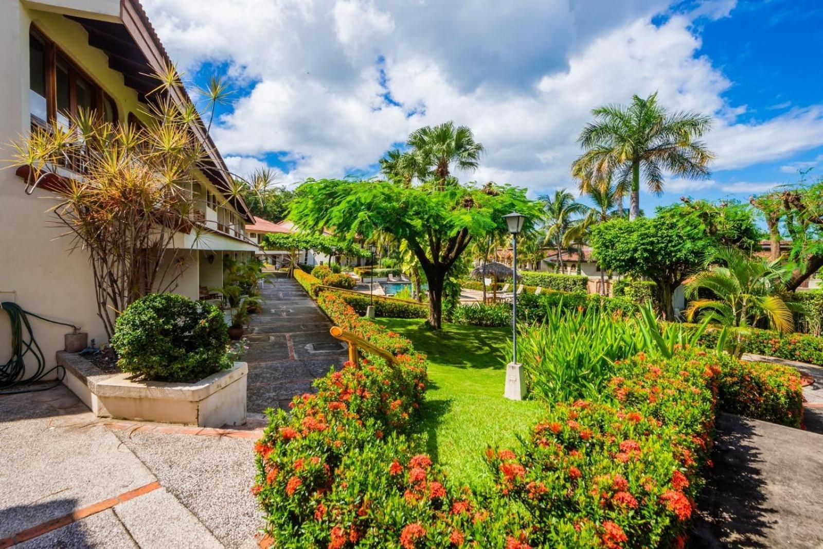 Villa Flamingo 8 At Playa Flamingo Exterior photo